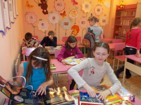 День литературных  дебютов «Литературная  волна»