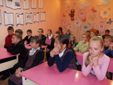   Чтение-разбор сказки  Антония Погорельского  "Черная курица, или подземные жителии"