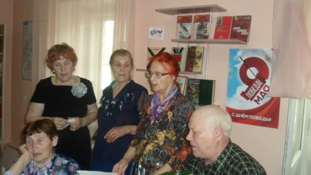 И память о войне нам книги оживляет