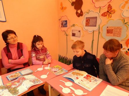 Интерактивная игра  «Снежки" в день Деда Мороза и Снегурочки