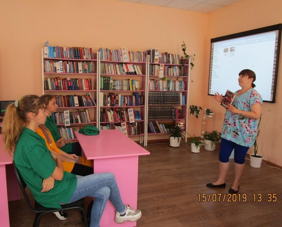 Читая шедевры