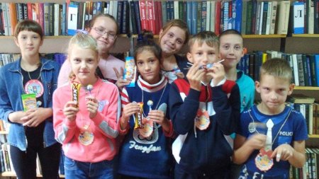 Правила дорожные детям знать положено